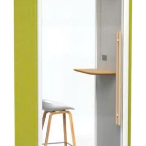 Phone booth 1 người thiết kế nhỏ gọn, không gian riêng tư kín đáo, cách âm tốt, trang bị bàn làm việc, đèn LED và thông gió – lý tưởng cho gọi điện, họp online hoặc làm việc tập trung.